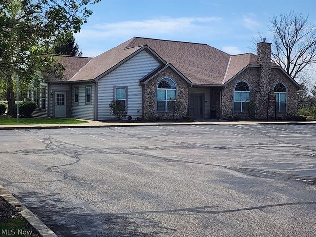 5227 Redford Drive, Brunswick, OH 44212