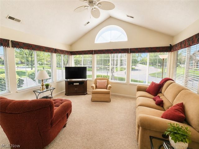 5227 Redford Drive, Brunswick, OH 44212