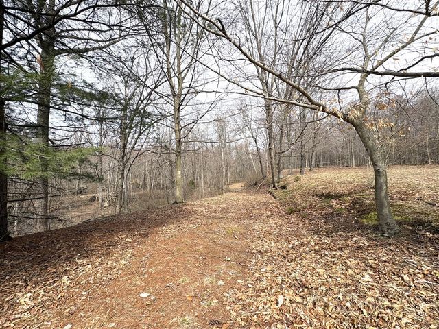 358 69th, South Haven, MI 49090