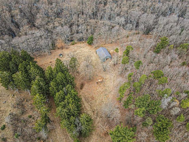 358 69th, South Haven, MI 49090