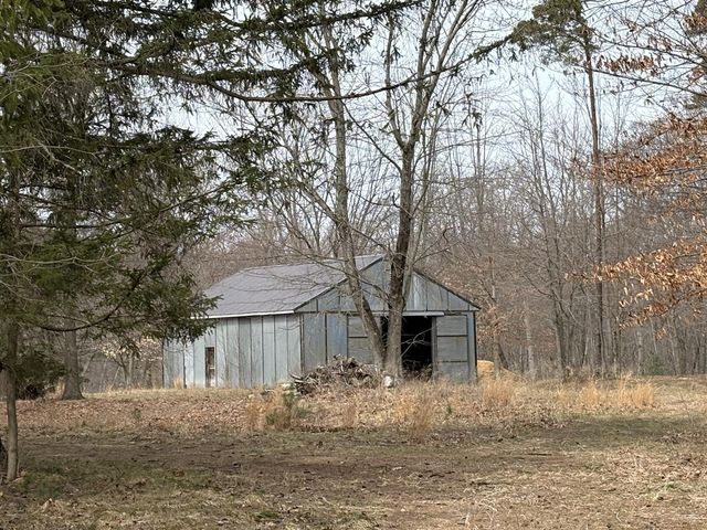 358 69th, South Haven, MI 49090