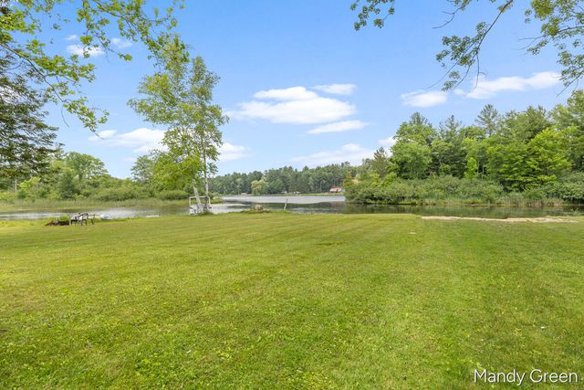 14033 Perch Lane, Greenville, MI 48838