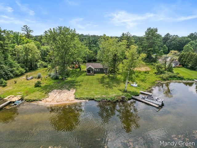 14033 Perch Lane, Greenville, MI 48838