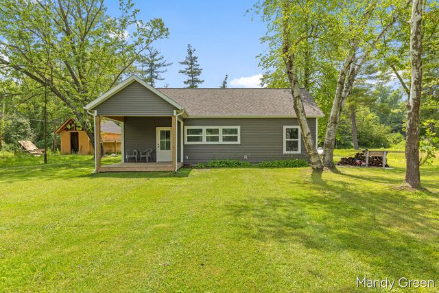 14033 Perch Lane, Greenville, MI 48838