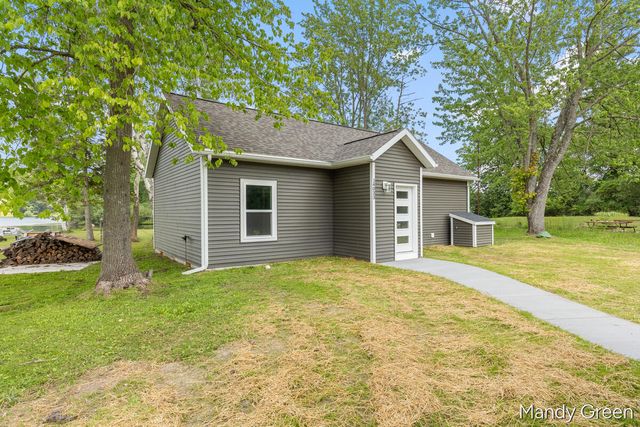 14033 Perch Lane, Greenville, MI 48838