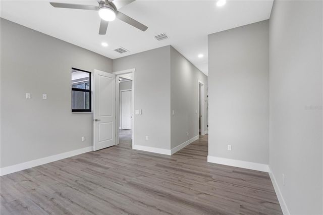 7015 N CENTRAL AVENUE Unit D, Tampa, FL 33604