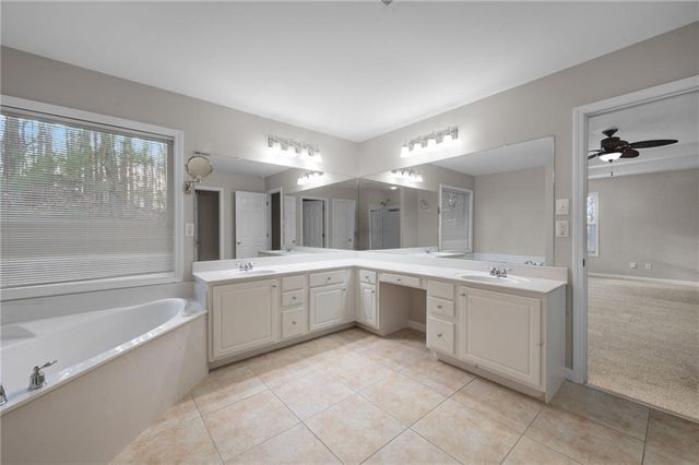 3015 Highgreen Trail, Atlanta, GA 30349