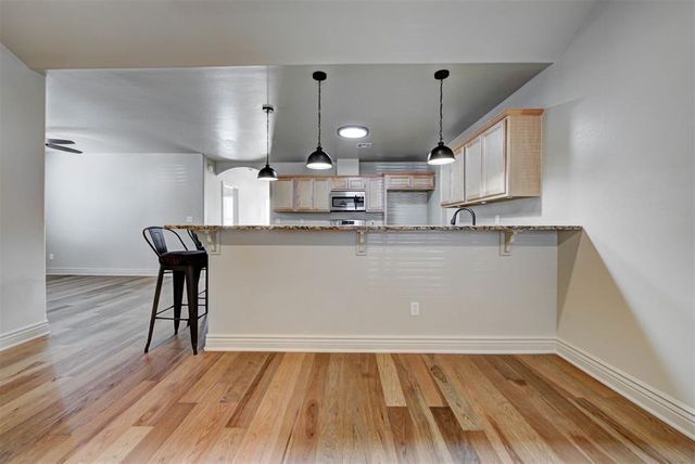 6814 NW 45th Street, Bethany, OK 73008