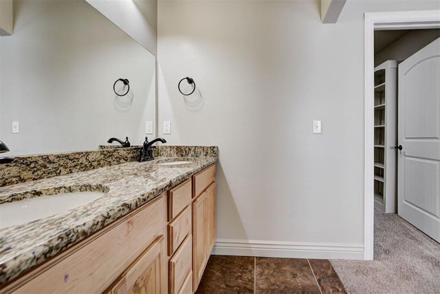 6814 NW 45th Street, Bethany, OK 73008