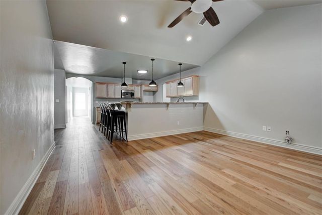 6814 NW 45th Street, Bethany, OK 73008