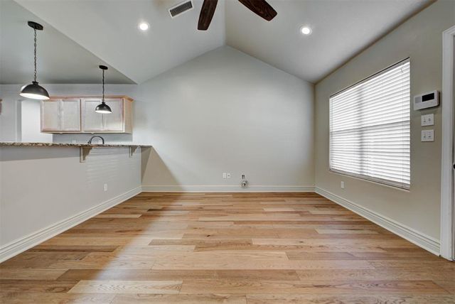 6814 NW 45th Street, Bethany, OK 73008