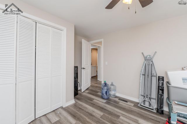 194 OSAGE CIRCLE, Henrietta, TX 76365