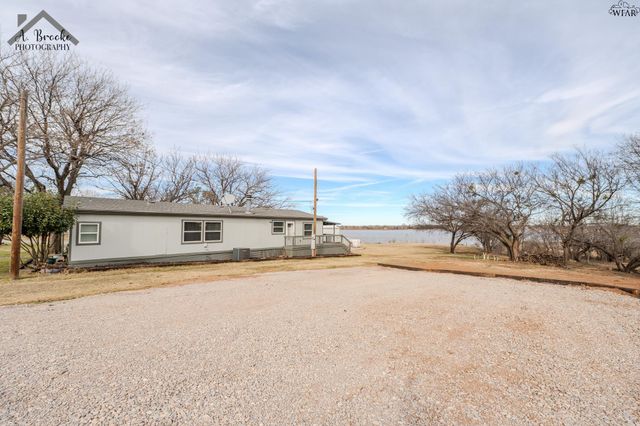 194 OSAGE CIRCLE, Henrietta, TX 76365