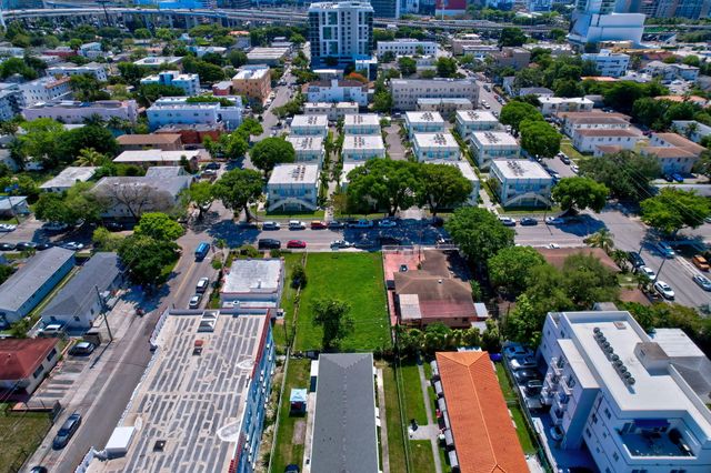 512 SW 6th Avenue, Miami, FL 33130