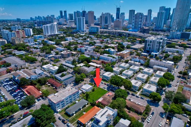 512 SW 6th Avenue, Miami, FL 33130