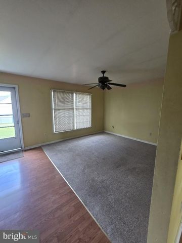 8651 PRESIDENTS DR, Hummelstown, PA 17036