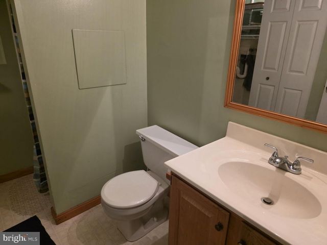 8651 PRESIDENTS DR, Hummelstown, PA 17036