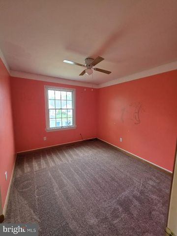8651 PRESIDENTS DR, Hummelstown, PA 17036