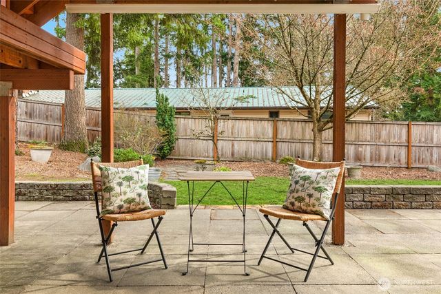 19921 10th Drive SE, Bothell, WA 98012