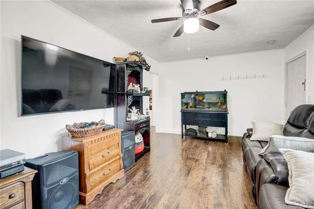 1069 Merritt Road, Marietta, GA 30062