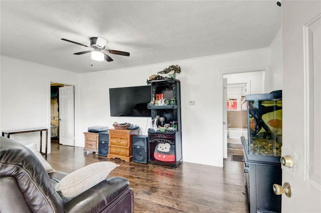 1069 Merritt Road, Marietta, GA 30062