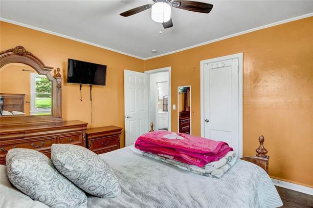 1069 Merritt Road, Marietta, GA 30062
