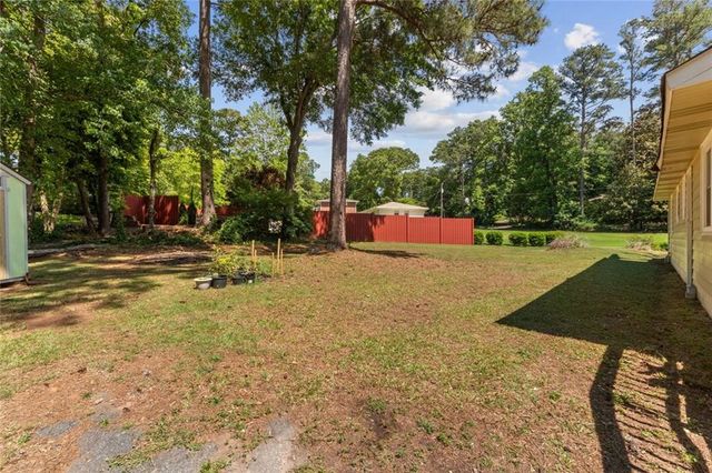 1069 Merritt Road, Marietta, GA 30062