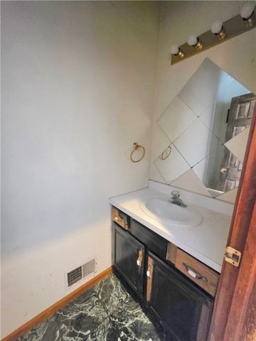 9289 South Street Road, Leroy, NY 14482