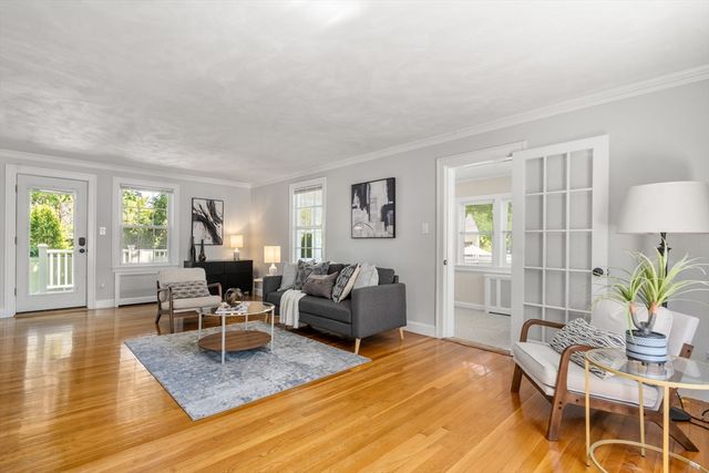 136 Alexander Avenue, Belmont, MA 02478