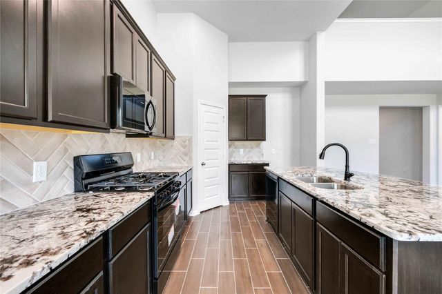 600 Barton Place Drive, Tarkington, TX 77327