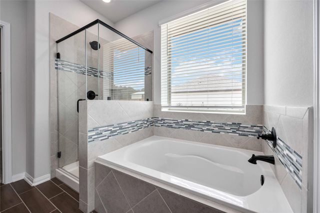 600 Barton Place Drive, Tarkington, TX 77327