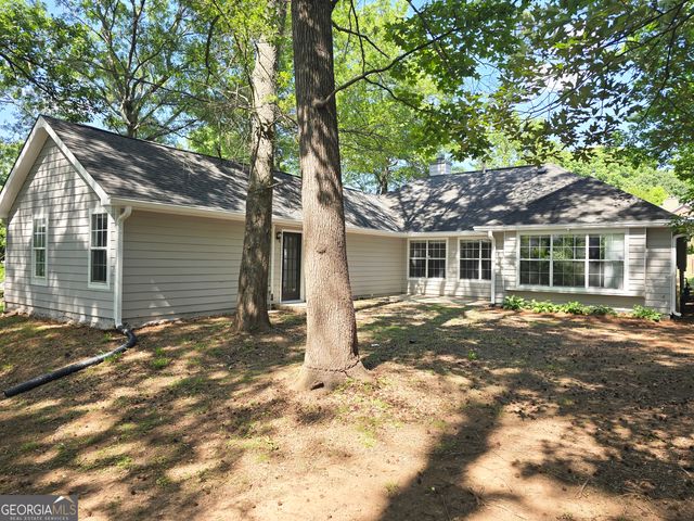 180 Eagle Way, Stockbridge, GA 30281