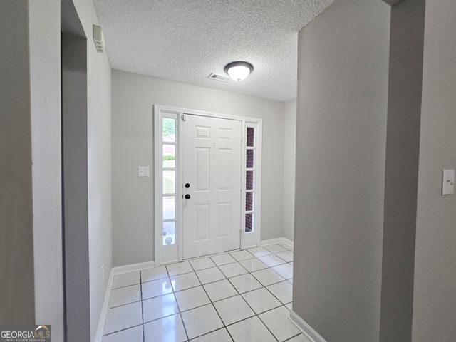 180 Eagle Way, Stockbridge, GA 30281