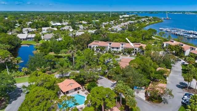 2516 NW Seagrass Drive 8b, Palm City, FL 34990