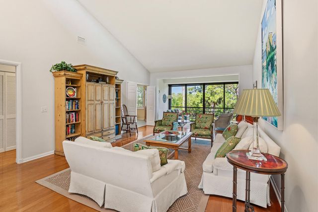 2516 NW Seagrass Drive 8b, Palm City, FL 34990