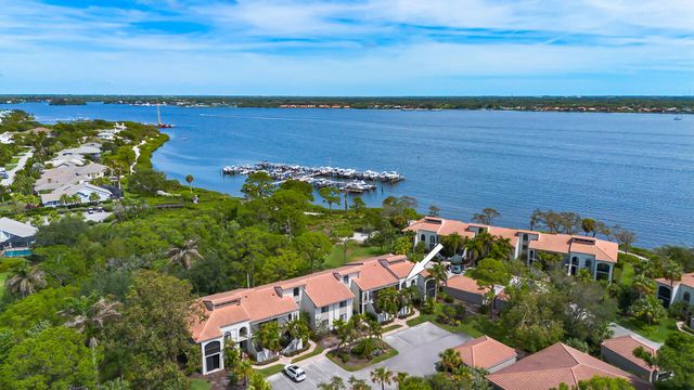 2516 NW Seagrass Drive 8b, Palm City, FL 34990