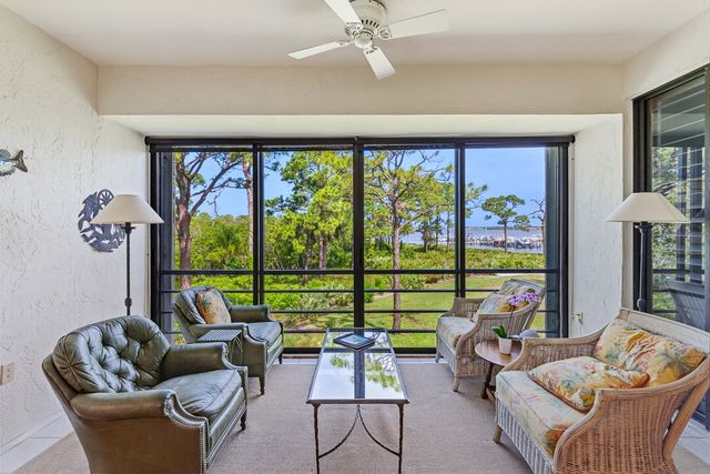 2516 NW Seagrass Drive 8b, Palm City, FL 34990