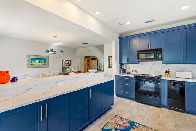 2516 NW Seagrass Drive 8b, Palm City, FL 34990