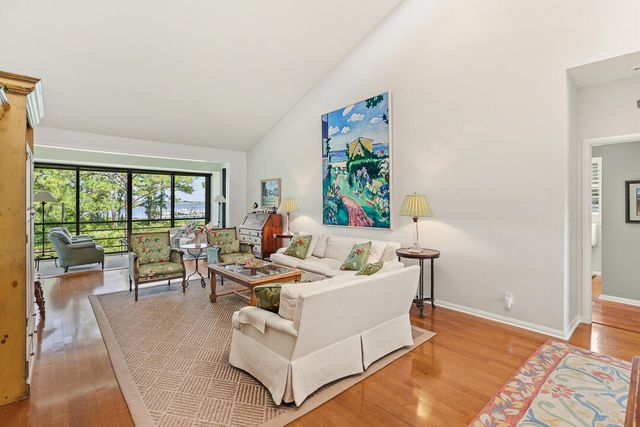 2516 NW Seagrass Drive 8b, Palm City, FL 34990