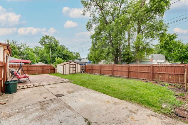 402 S Addison Street, Bensenville, IL 60106