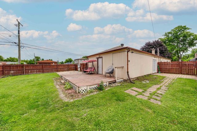 402 S Addison Street, Bensenville, IL 60106