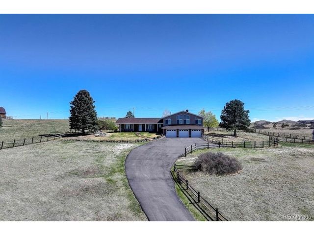13786 Travois Trl, Parker, CO 80138