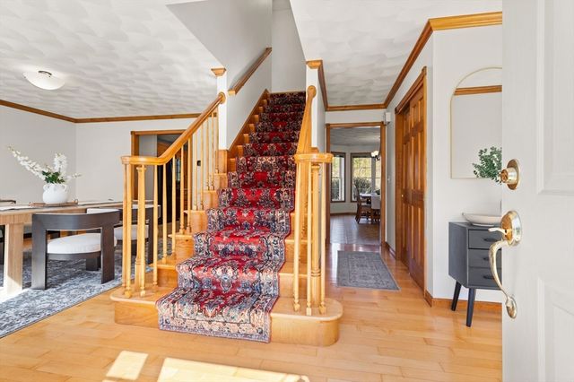 4 Jarvis Way, Westford, MA 01886