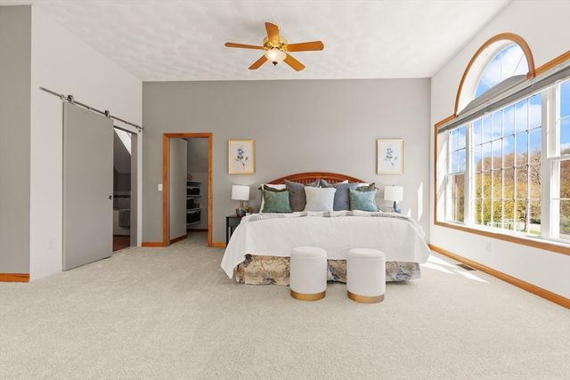 4 Jarvis Way, Westford, MA 01886