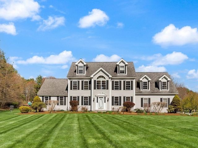 4 Jarvis Way, Westford, MA 01886