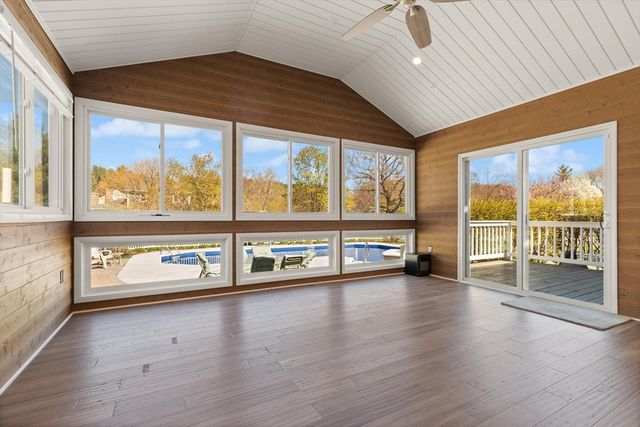 4 Jarvis Way, Westford, MA 01886