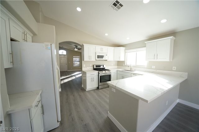 884 Worrell Avenue, Las Vegas, NV 89123