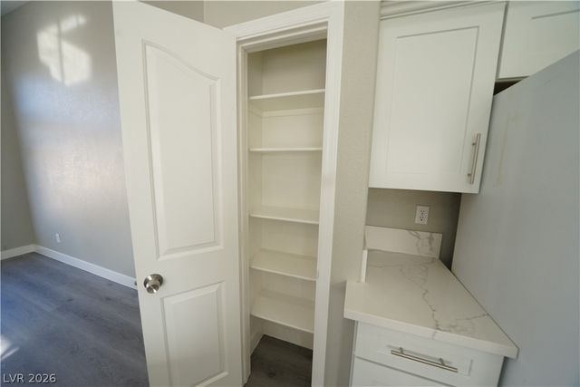 884 Worrell Avenue, Las Vegas, NV 89123