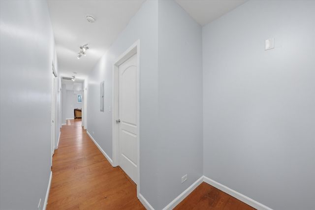 4956 S Champlain Avenue 1S, Chicago, IL 60615