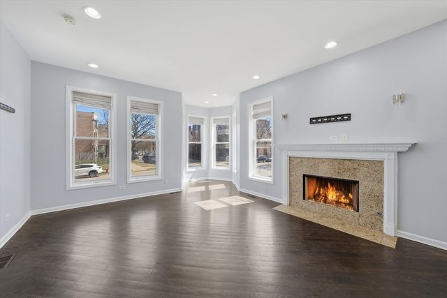 4956 S Champlain Avenue 1S, Chicago, IL 60615